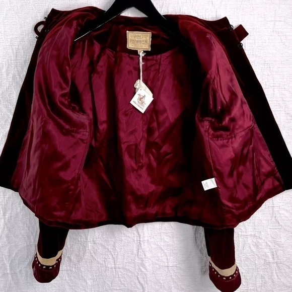 Double D Ranch Velvet Concho Beaded Womens Western Bolero - Picture 4 of 9